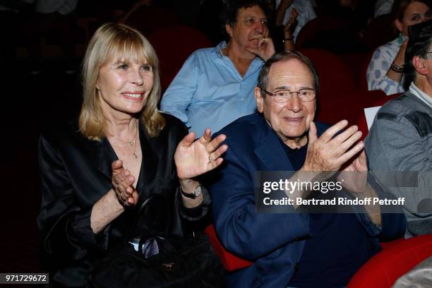 Robert Hossein and his wife Candice Patou attend "L'Entree des Artistes" : Theater School by Olivier Belmondo at Theatre Des Mathurins on June 11,...
