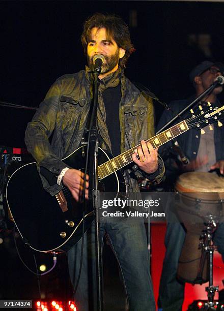 John Cusimano, Rachael Ray's husband performs during Rachael Ray's Late night SOBE soundcheck party at Raleigh Hotel on February 27, 2010 in Miami...