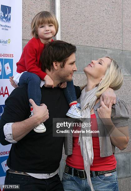 Actors Jennie Garth and Peter Facinelli and their daughters arrive at Milk + Bookies 1st Annual Story Time Celebration at Skirball Cultural Center on...