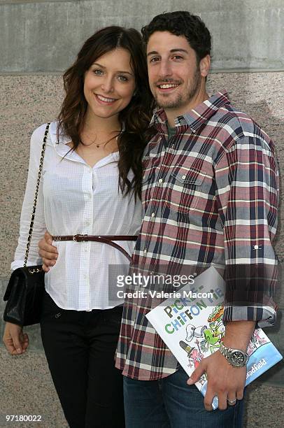 Actors Jenny Mollen and Jason Biggs arrive at Milk + Bookies 1st Annual Story Time Celebration at Skirball Cultural Center on February 28, 2010 in...