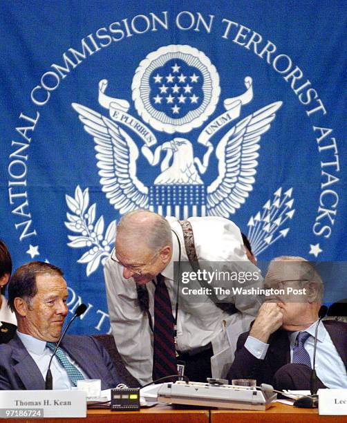 June 16, 2004 photog: Gerald Martineau L'En fant Plaza Hearing Room neg: 156722 Hearing on 9-11 plot National Commission cheif spokesman Al...