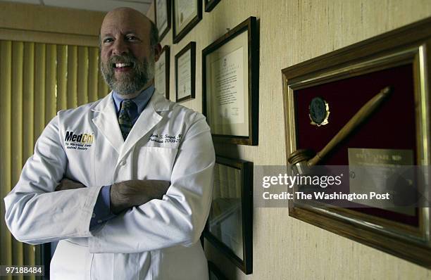 MDdoctors Date: 9.02.2004 Kevin Clark\The Washington Post Neg #: 159236 Gaithersburg, MD Dr. Mark Seigal, OB-GYN and president of the MD state...