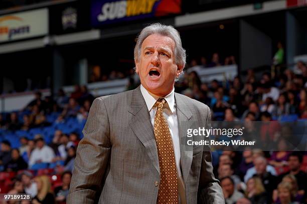 Sacramento Kings head coach Paul Westphal yells at his team during a break in action against the Los Angeles Clippers on February 28, 2010 at ARCO...