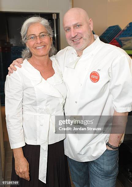 Kerry Clasby and Chef Tom Colicchio attend the FEED Foundation/Hungry In America project benefit hosted by Vanity Fair held at Craft Los Angeles on...