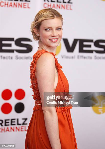 Amy Smart arrives to the 8th Annual Visual Effects Society Awards held at Hyatt Regency Century Plaza on February 28, 2010 in Century City,...