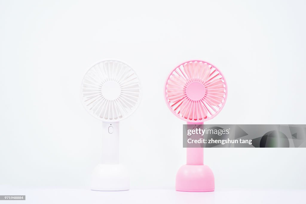 Small electric fan.