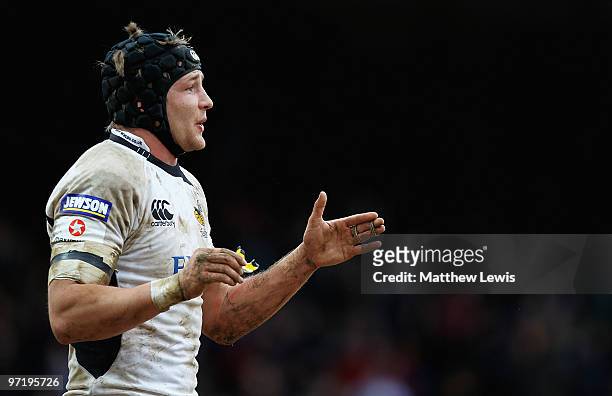 Will Matthews of London Wasps in action during the Guinness Premiership match between Leeds Carnegie and London Wasps at Headingley Stadium on...