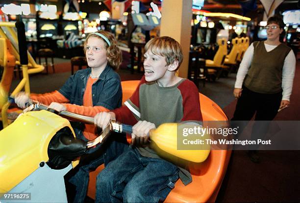 Arundel Mills, Hanover, Maryland--PHOTOGRAPHER-MARVIN JOSEPH/TWP--CAPTION-COVER STORY on Arundel Mills one year after it's opening. One year and 14...