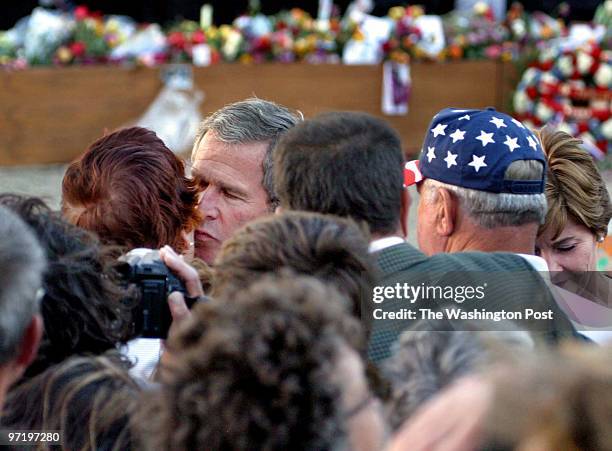 Date: Photographer: Robert A. Reeder TWP New York City At Ground Zero the President and Mrs. Bush will participate in the Wreath laying...Bush and...