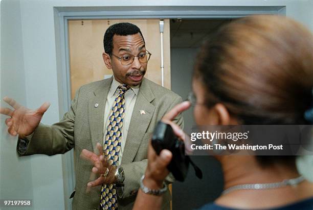 Council House, Marlow Heights, MD--PHOTOGRAPHER-MARVIN JOSEPH/TWP--CAPTION-Major Riddick, candidate for Prince George's county executive, meeting...