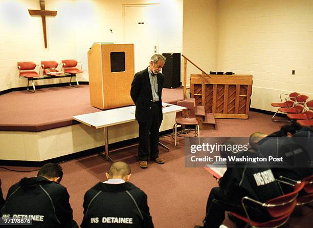 Howard County Detention Center--PHOTOGRAPHER-MARVIN JOSEPH/TWP--CAPTION-Walter Rodriguez leading a bible study for INS detainees at the Howard County...