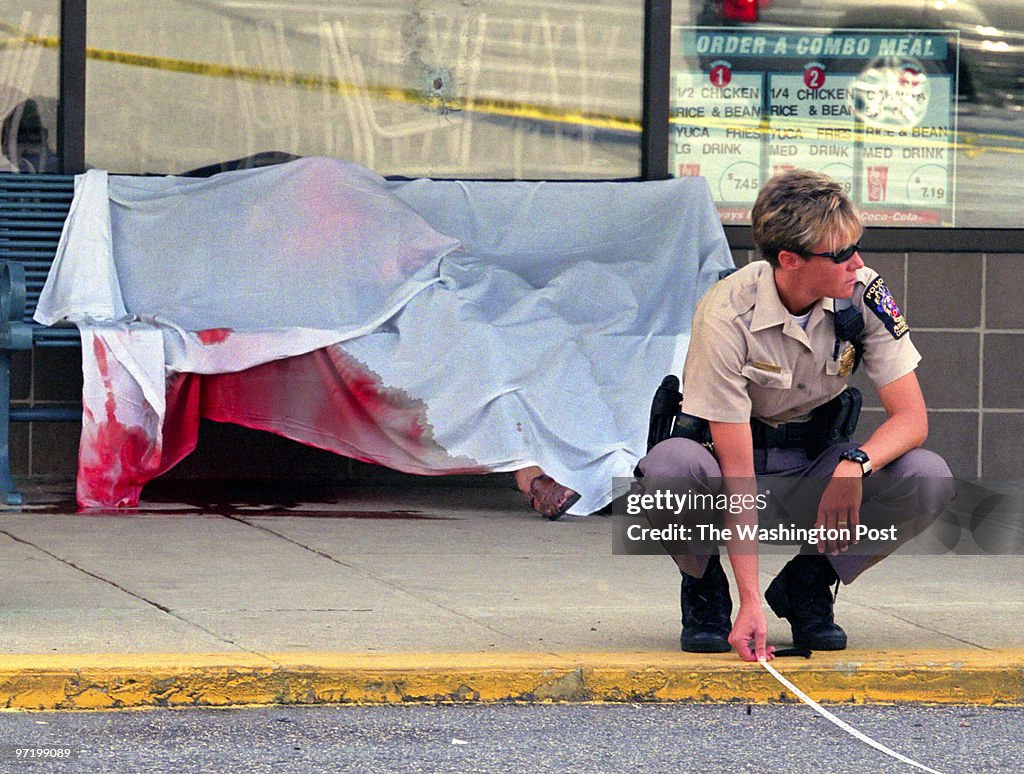 SLUG: PH/SHOOTINGS Bill O'Leary / twp  Five people shot dead