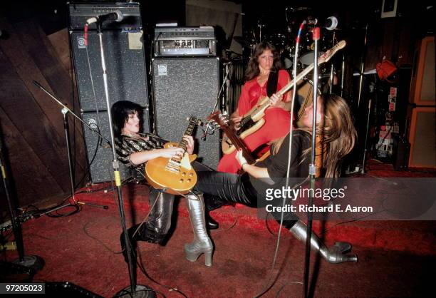 Members of the Rock group the Runaways perform live at CBGB's club in New York on August 02 1976. L-R Joan Jett, Jackie Fox, Lita Ford