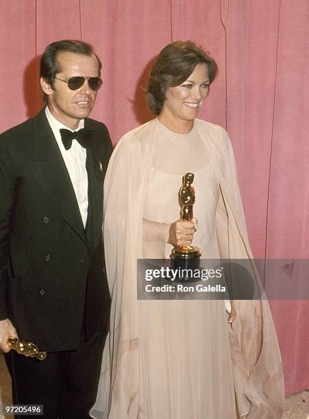 Actors Jack Nicholson and Louise Fletcher attend the 48th Annual Academy Awards on March 29, 1976 at Dorothy Chandler Pavilion in Los Angeles,...