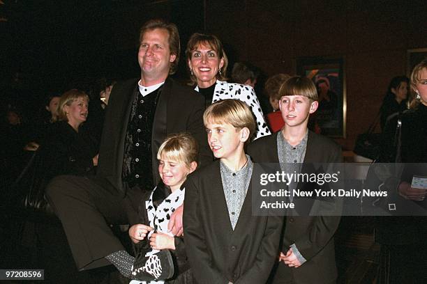 Actor Jeff Daniels arrives with his wife, Kathleen, and children Ben, Lucas and Nellie for premiere of the movie "101 Dalmatians Sing Along" at Radio...