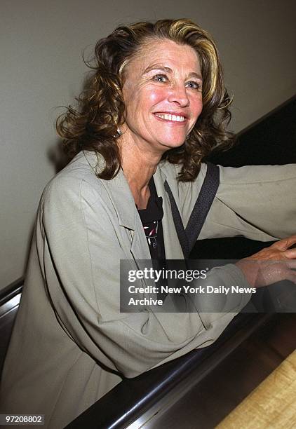 Actress Julie Christie arrives for the premiere of the movie "The Man Who Cried" at the French Institute on E. 59th St. The performance was a benefit...