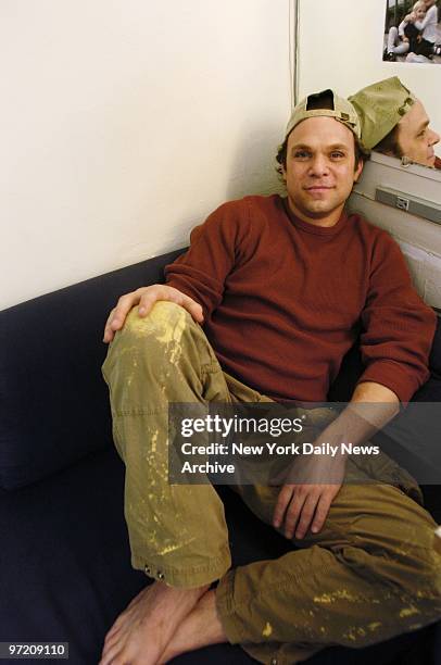 Actor Norbert Leo Butz, who stars as Freddy Benson in the Broadway musical "Dirty Rotten Scoundrels," relaxes in his dressing room at the Imperial...