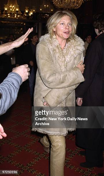 Actress Peta Wilson arrives for the New York premiere of the movie "Bridget Jones's Diary" at the Ziegfeld Theater.