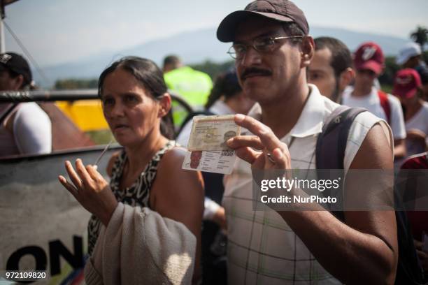 Thousands of Venezuelans are seeing entering to Colombia at the immigration check point on the Simón Bolívar Bridge in Cucuta, Colombia on June 10,...