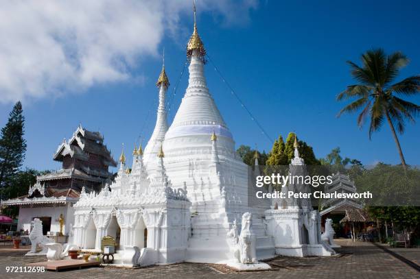 The main chedi at Wat Phra That Doi Kong Mu temple overlooking Mae Hong Son.