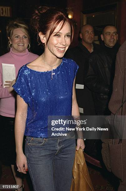 Actress Jennifer Love Hewitt arrives for the New York premiere of the movie "Hannibal" at the Ziegfeld Theater.