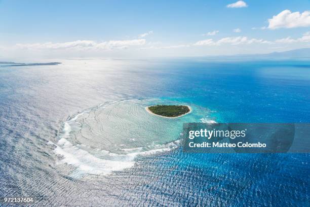 aerial view of tavarua, heart shaped island, mamanucas, fiji - south pacific ocean stock pictures, royalty-free photos & images