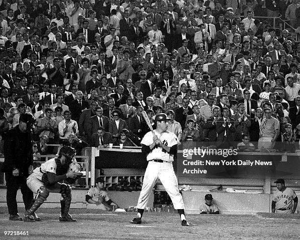 Fans who paid their way into Shea Stadium saw Tom Seaver pitch a near-perfect game The Mets defeated the Chicago Cubs, 4-0.on Seaver 1-hitter.