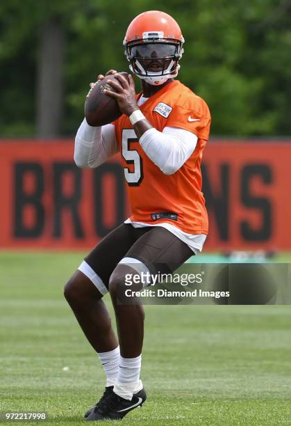 Quarterback Tyrod Taylor of the Cleveland Browns drops back to pass during an OTA practice on May 30, 2018 at the Cleveland Browns training facility...