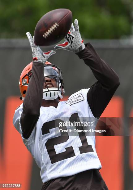 Defensive back Denzel Ward of the Cleveland Browns catches a pass during an OTA practice on May 30, 2018 at the Cleveland Browns training facility in...