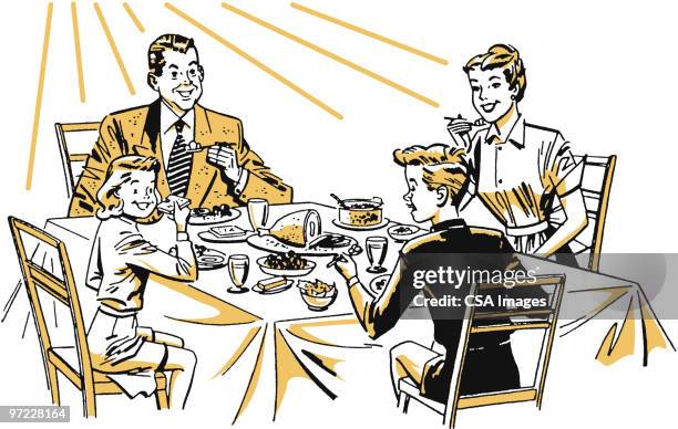 ilustraciones, imágenes clip art, dibujos animados e iconos de stock de holiday dinner - familia comiendo