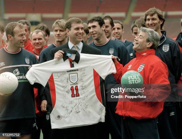 Alan Shearer , Prince Andrew and Kevin Keegan with the England football team at Wembley Stadium to publicise The 'Full Stop' Campaign by the NSPCC...