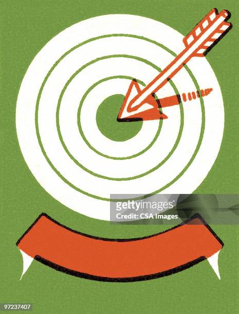 illustrazioni stock, clip art, cartoni animati e icone di tendenza di hitting the target - tiro con l'arco