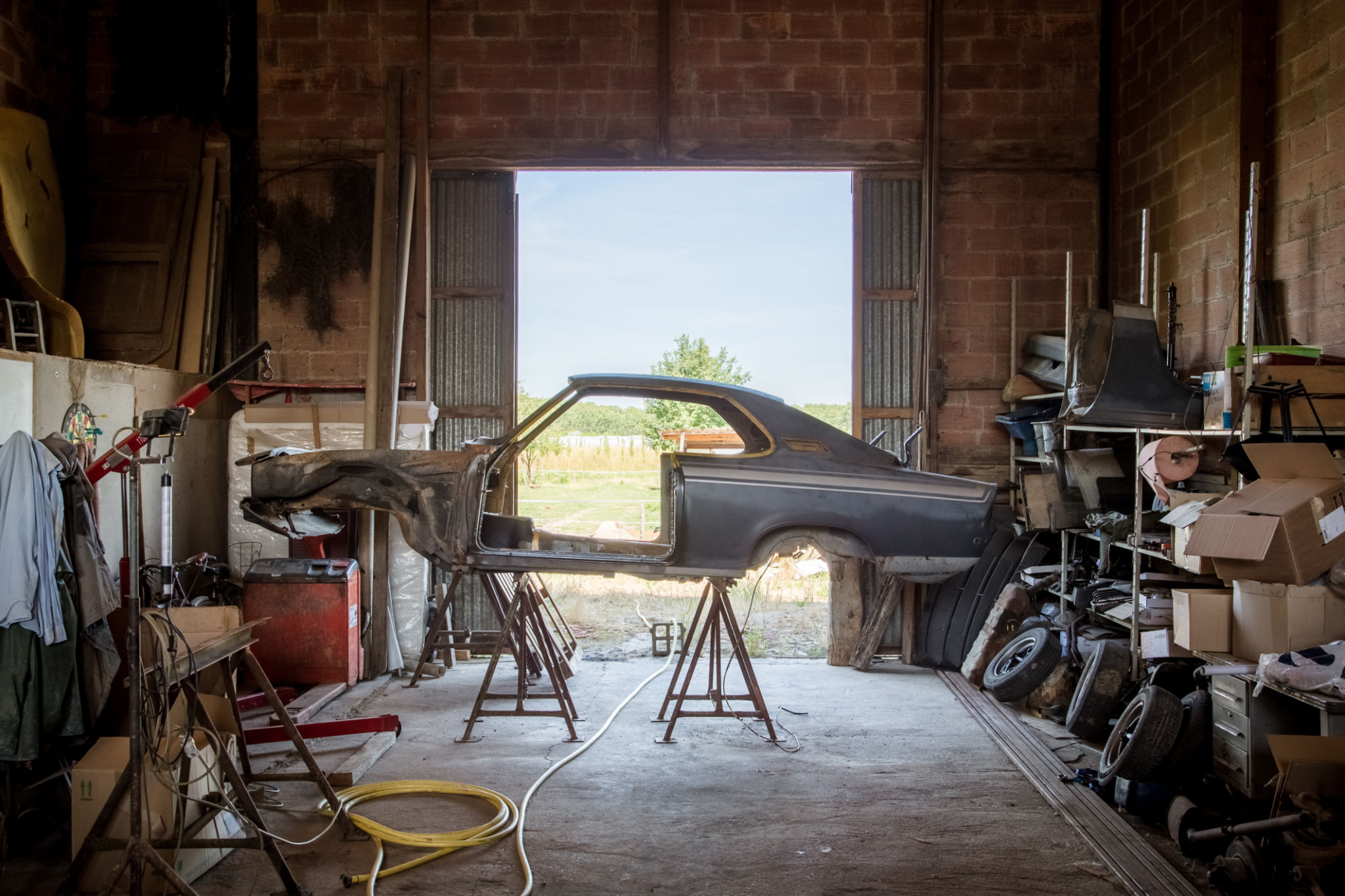 car restoration workshop
