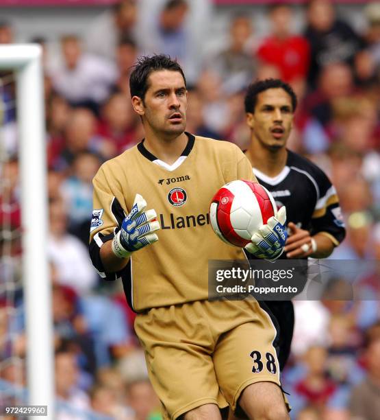 Charlton Athletic goalkeeper Scott Carson in action during the Barclays Premiership match between Aston Villa and Charlton Athletic at Villa Park in...