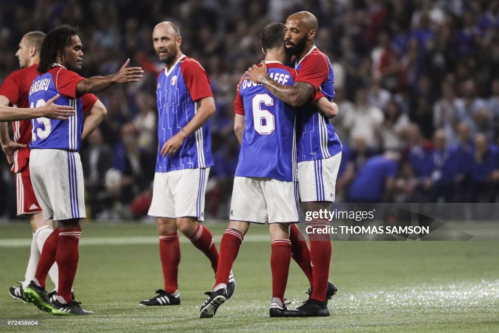 FBL-EXHIBITION-FRANCE 98-FIFA 98-20 YEARS