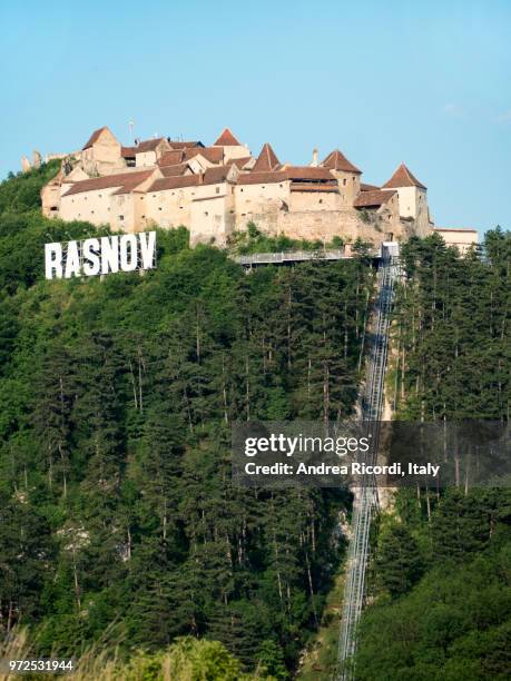 rasnov medieval citadel, transylvania, romania - râşnov stock pictures, royalty-free photos & images