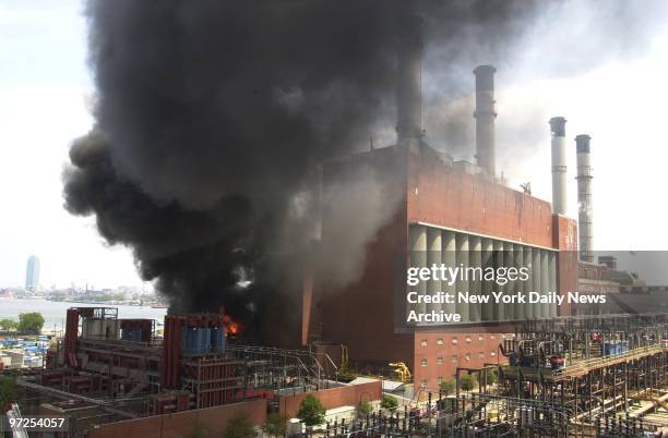 Transformer Fire Photos and Premium High Res Pictures - Getty Images