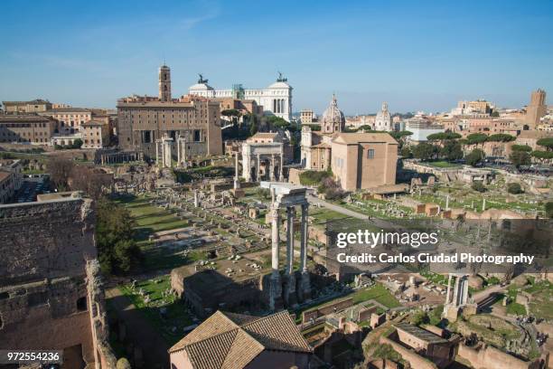 panoramic view of the roman forum, rome, italy - templo de vespasiano imagens e fotografias de stock
