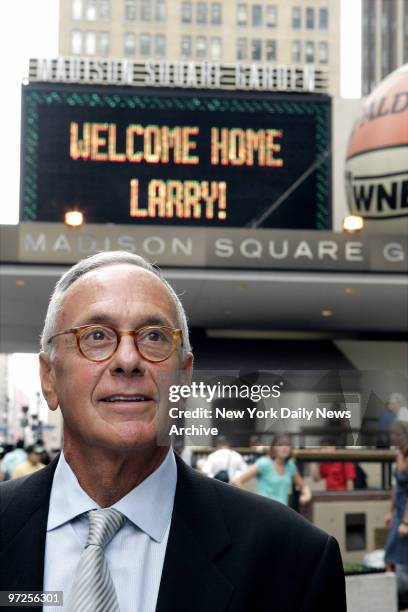 Basketball Hall of Famer Larry Brown stands near the front entrance to Madison Square Garden, where he was formally introduced as the New York...