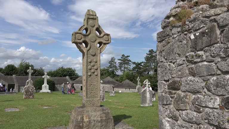 Cross in Clonegall