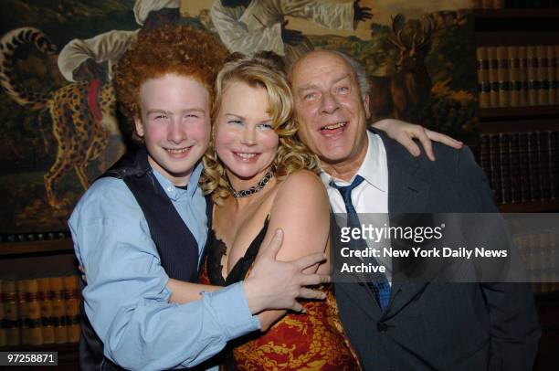 Kim Garfunkel with husband Art and son James at Le Jazz Au Bar on E. 58th St., where she made nightclub debut.