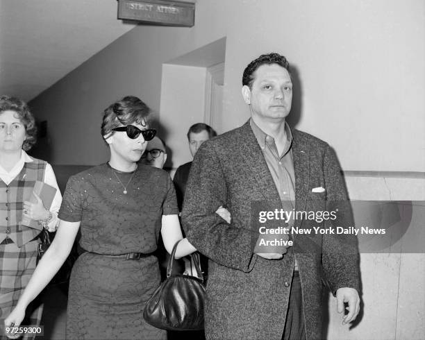 Linda Ris Linda Riss Photos and Premium High Res Pictures - Getty Images
