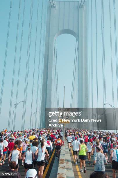 Runners pack the Verrazano-Narrows Bridge during the 36th annual New York City Marathon.