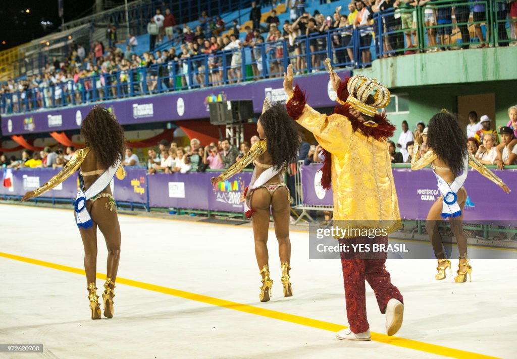 カーニバル ブラジル - 王桃、女王と王女