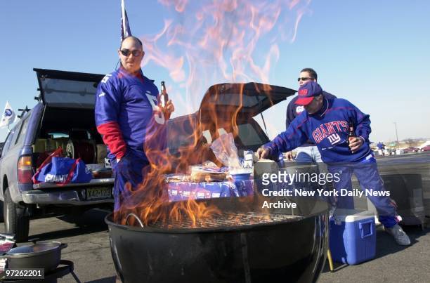 Fans from Morris County, N.J., hope their New York Giants will "barbecue" the Philadelphia Eagles as they get in the spirit of things at taligate...