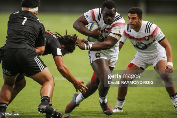 France's number eight Jordan Joseph runs with the ball during the U20 World Rugby union Championship semi-final match between France and New-Zealand...