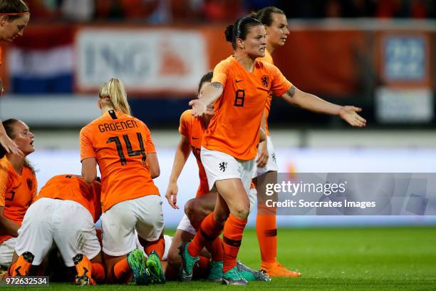 Lieke Martens of Holland Women celebrates 1-0 with Jackie Groenen of Holland Women, Dominique Janssen of Holland Women, Sherida Spitse of Holland...