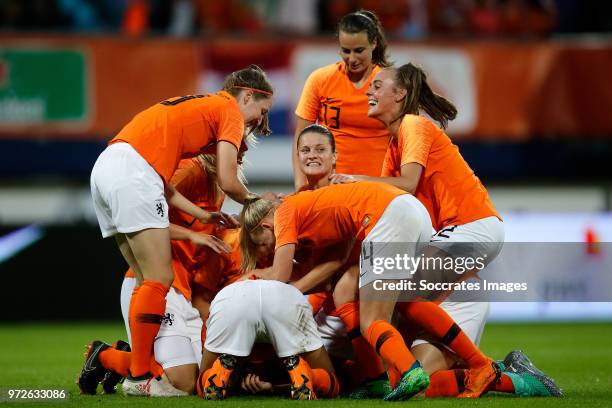 Ellen Jansen of Holland Women, Stefanie van der Gragt of Holland Women, Sherida Spitse of Holland Women, Jackie Groenen of Holland Women, Jill Roord...