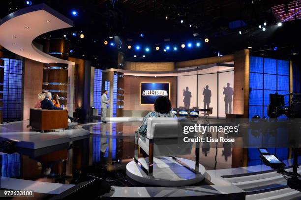 Ashley Graham, Jenna Elfman, Donald Faison and Alex Trebek make up the celebrity panel on "To Tell the Truth," Episode 310, airing SUNDAY, JULY 1 ,...