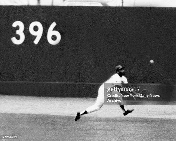 In one of the greatest exhibitions by one man in World Series history, Tommie Agee of Mets carried our Amazin's to a 5-0 win over the Orioles in...